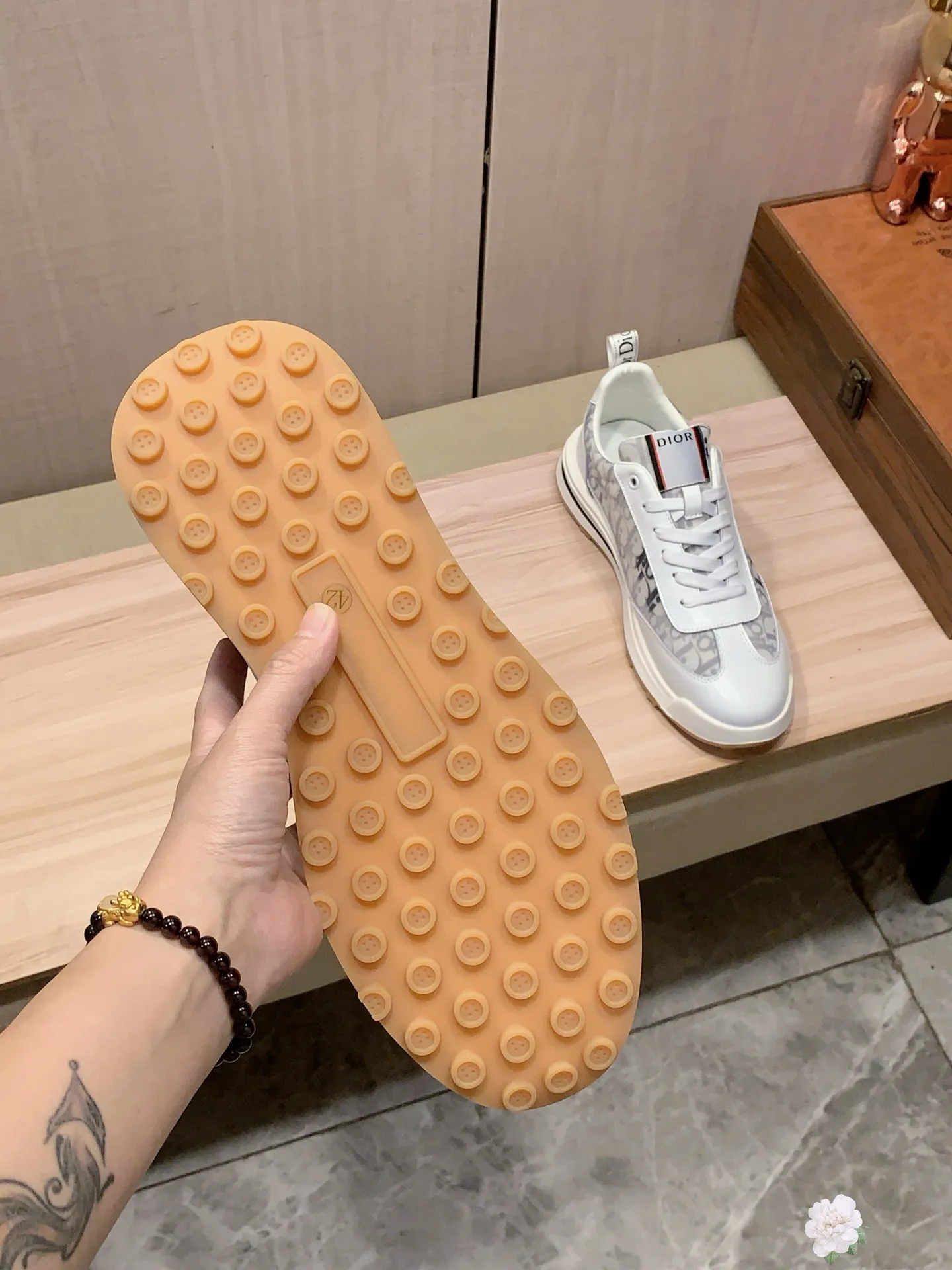 Men's men's shoes 💰442💰💰🎩🎩[Lightning][Lightning] "Dior DIOR*" latest • popular casual shoes, top brand [seduce] luxury ~ purchasing agency, top ~ quality. [Strong] The upper is made of imported breathable cowhide with material ➕ breathable sheepskin feet (•) and fine workmanship. The original stylish and stylish soft rubber wear-resistant and non-slip outsole is light and comfortable on the feet. The real thing looks better when photographed in person. 004: code: 38-44, 2️⃣ colors selected
